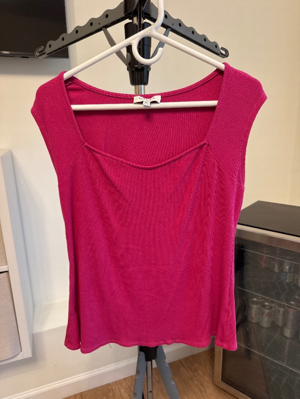 Sweetheart neck stainless tee